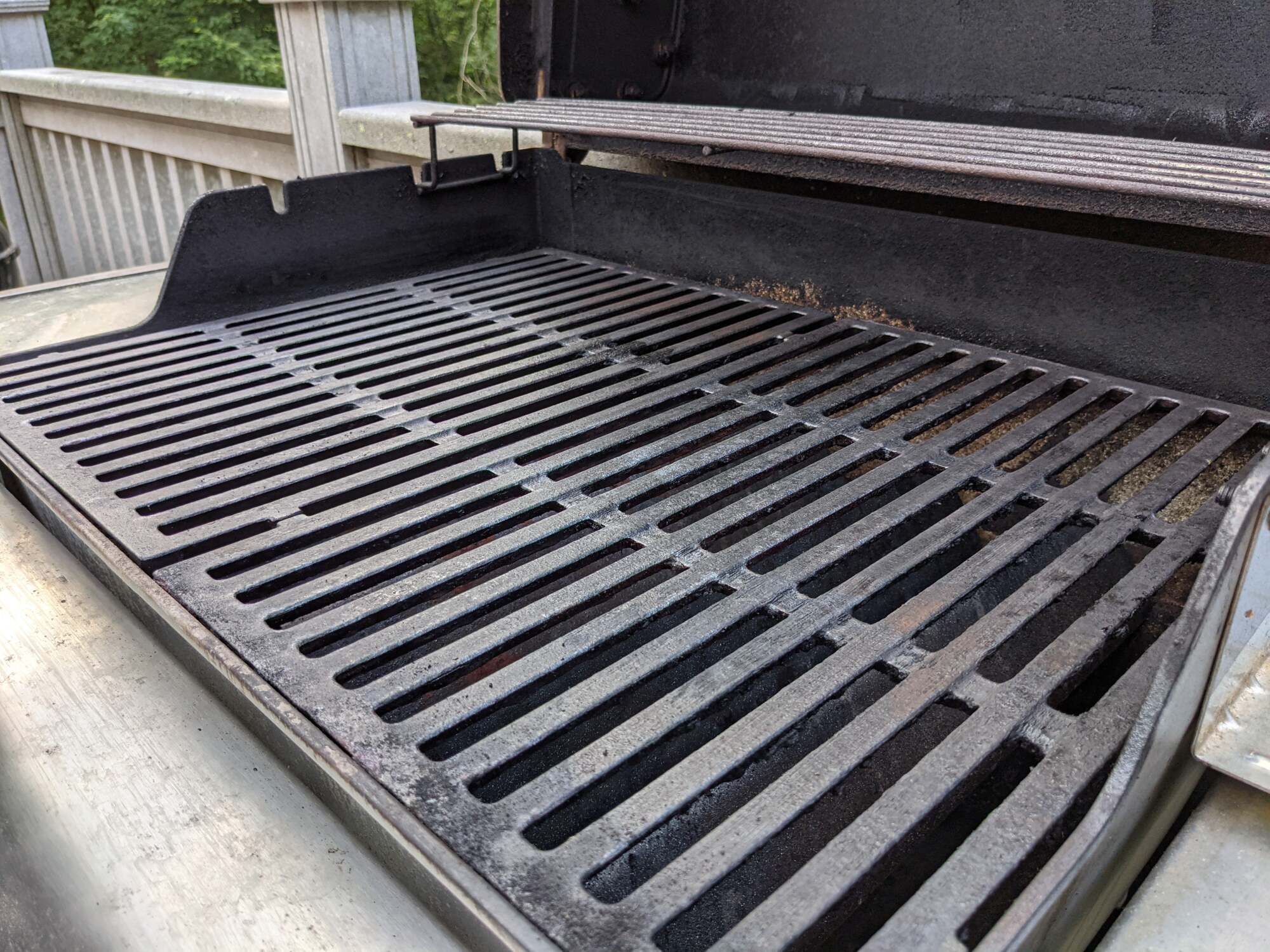 Close-up of a clean grill grate.