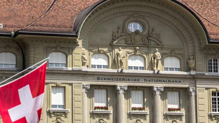 Swiss National Bank Chief Raises Concerns About Adding Bitcoin to Currency Reserves