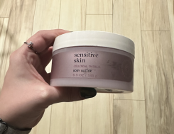 Sensitive Skin With Colloidal Oatmeal